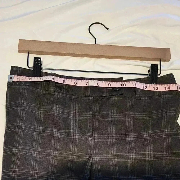 Ann Taylor Windowpane Plaid Trousers - 4P - Picture 6 of 7